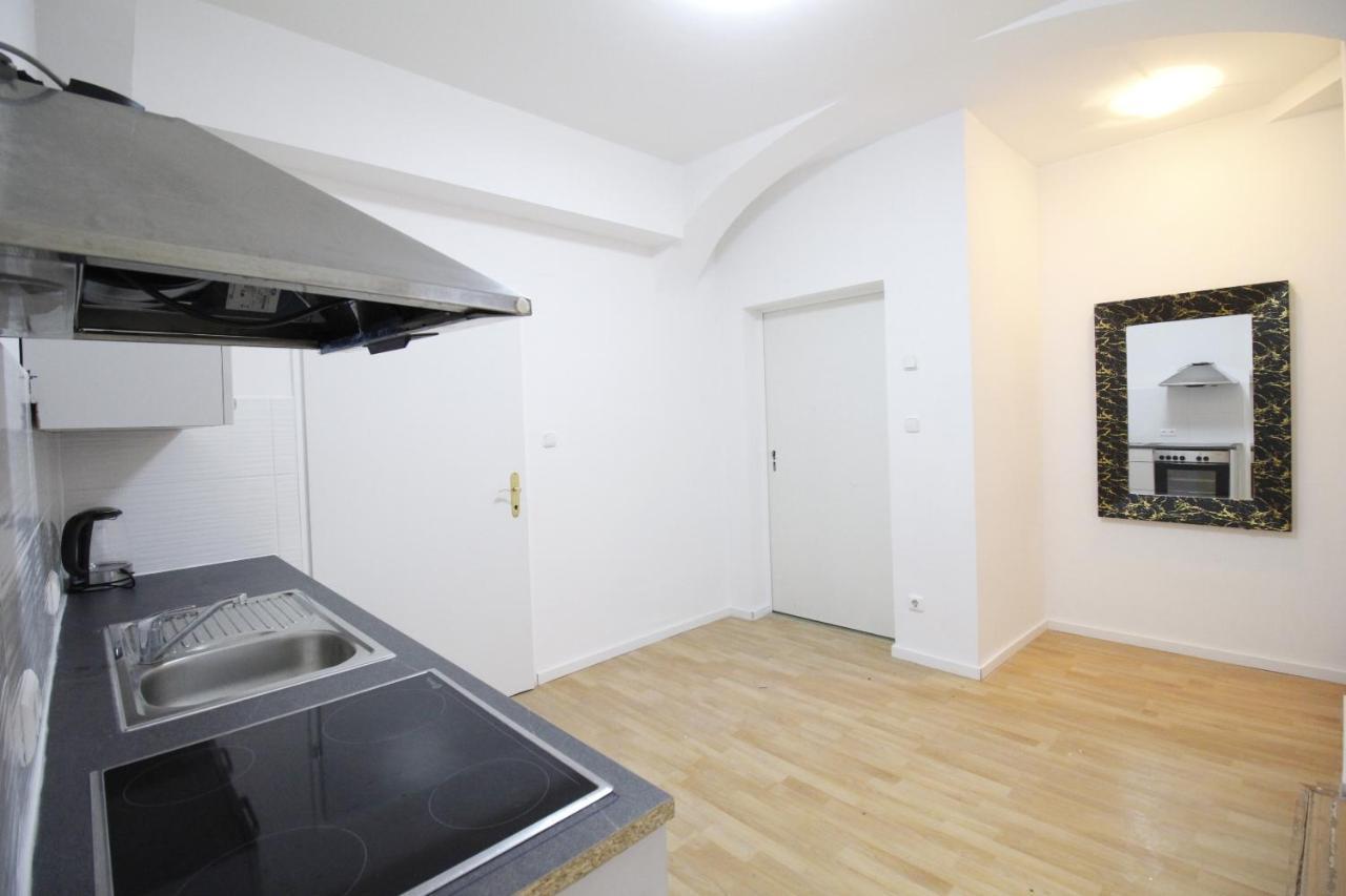 Comfort Triple Room Th Wiedeń Zewnętrze zdjęcie