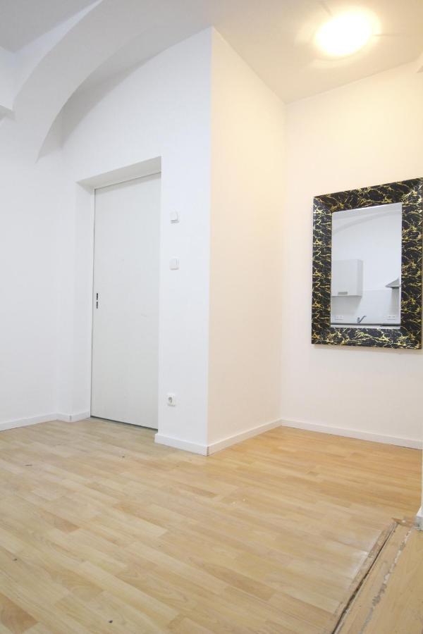 Comfort Triple Room Th Wiedeń Zewnętrze zdjęcie